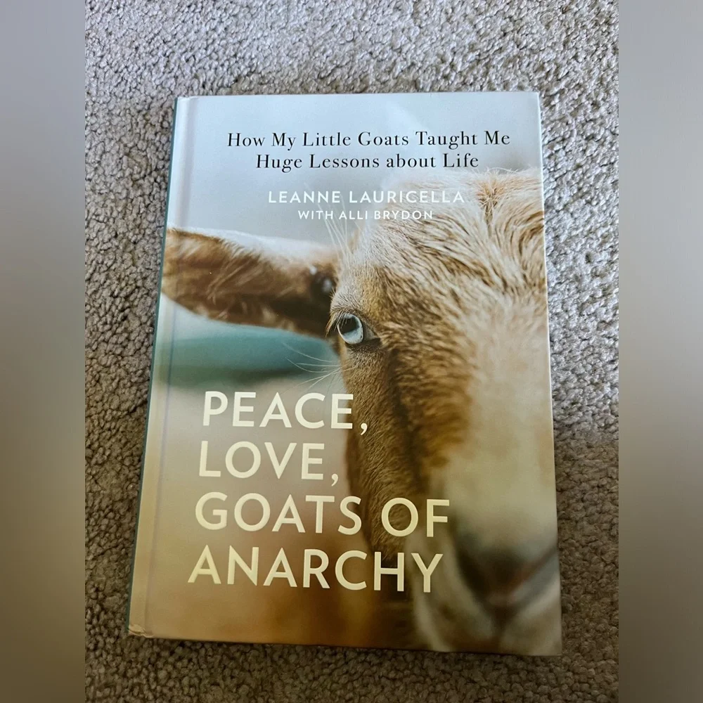 GOAT BOOK - Picture 1 of 4